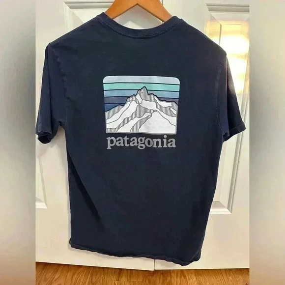Patagonia Line Logo Ridge Pocket Responsibili-tee Shirt - Picture 5 of 9